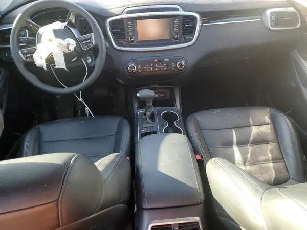 5XYPG4A32KG512690 2019 KIA SORENTO - Image 8
