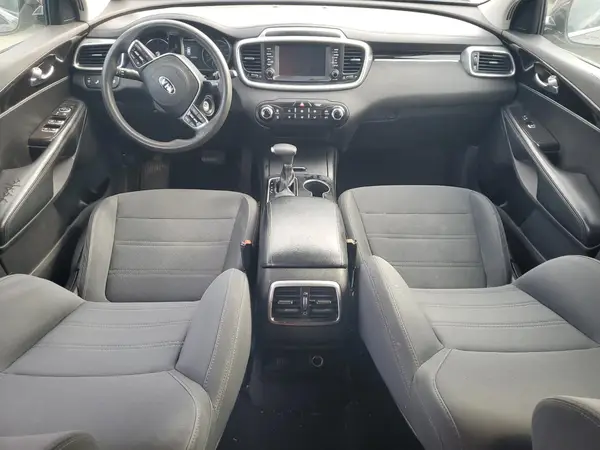 5XYPG4A32KG514570 2019 KIA SORENTO - Image 8