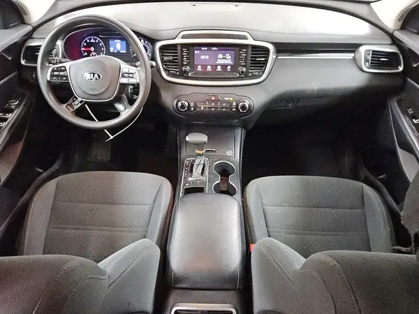5XYPG4A32KG523043 2019 KIA SORENTO - Image 8