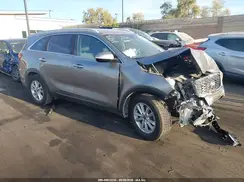 5XYPG4A32KG532339 2019 KIA SORENTO