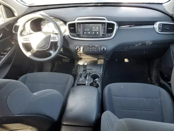 5XYPG4A32KG533720 2019 KIA SORENTO - Image 8