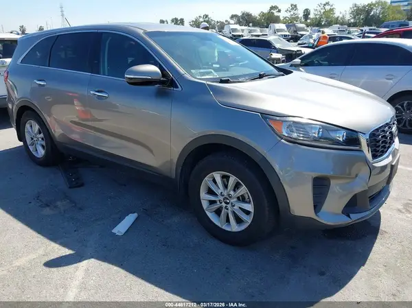 5XYPG4A32KG536200 2019 KIA SORENTO - Image 1