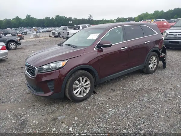 5XYPG4A32KG537895 2019 KIA SORENTO - Image 2
