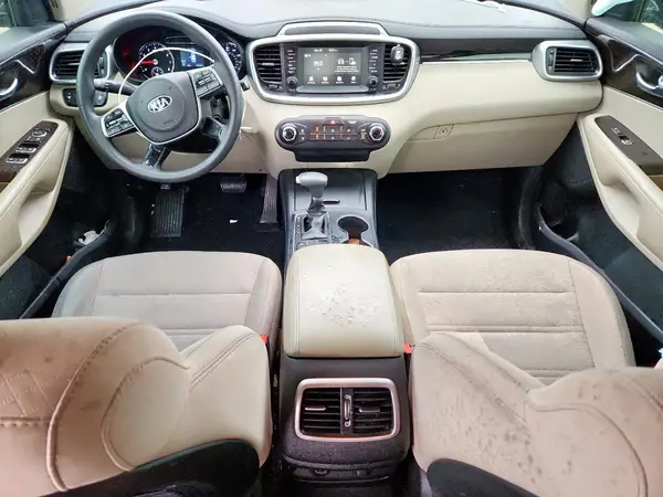 5XYPG4A32KG541218 2019 KIA SORENTO - Image 8
