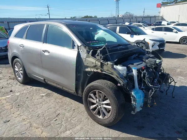 5XYPG4A32KG541543 2019 KIA SORENTO - Image 1