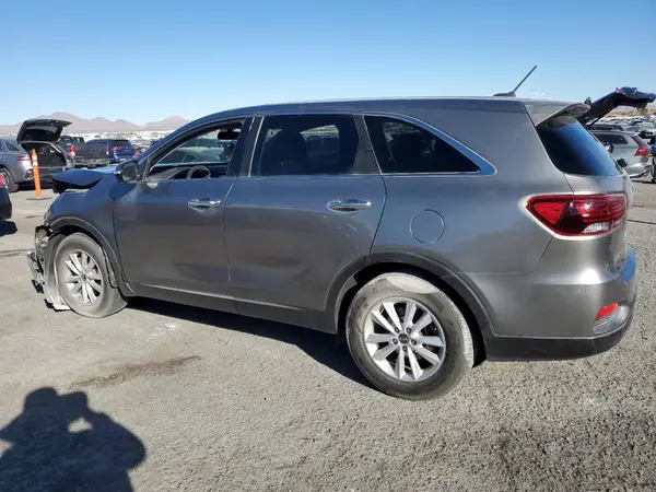 5XYPG4A32KG547276 2019 KIA SORENTO - Image 2
