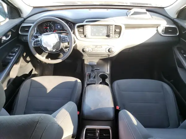 5XYPG4A32KG547276 2019 KIA SORENTO - Image 8