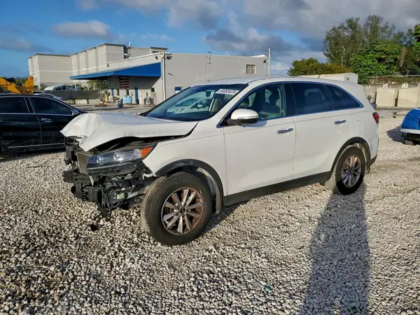 5XYPG4A32KG554969 2019 KIA SORENTO - Image 1