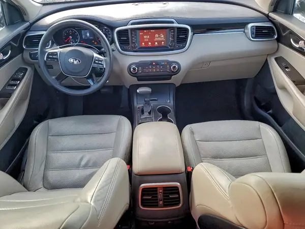 5XYPG4A32KG554969 2019 KIA SORENTO - Image 8