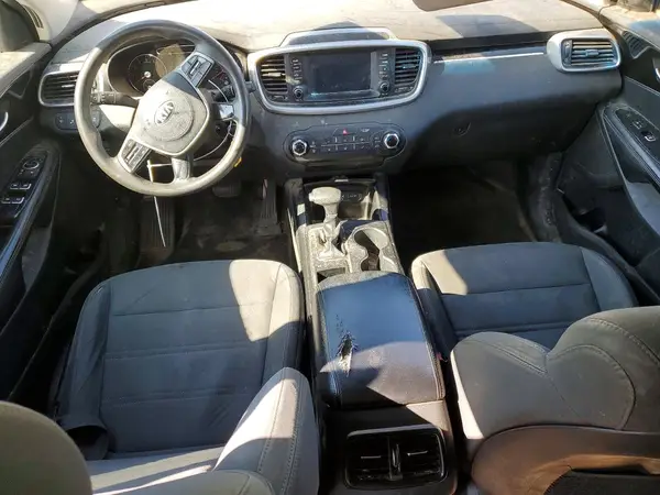 5XYPG4A32KG562554 2019 KIA SORENTO - Image 8