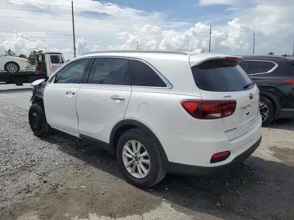 5XYPG4A32KG566491 2019 KIA SORENTO - Image 2