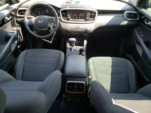 5XYPG4A32KG576051 2019 KIA SORENTO - Image 8