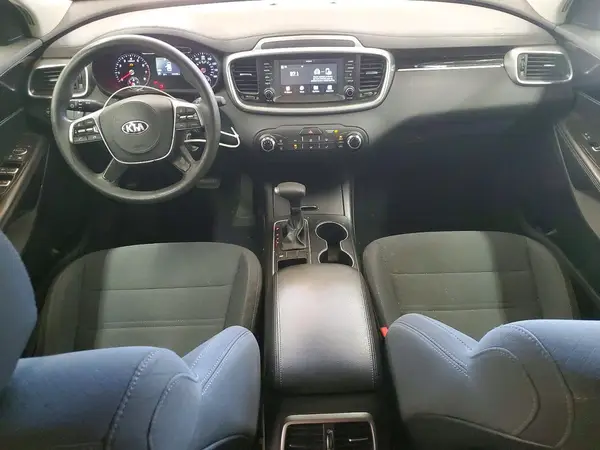 5XYPG4A32KG576258 2019 KIA SORENTO - Image 8