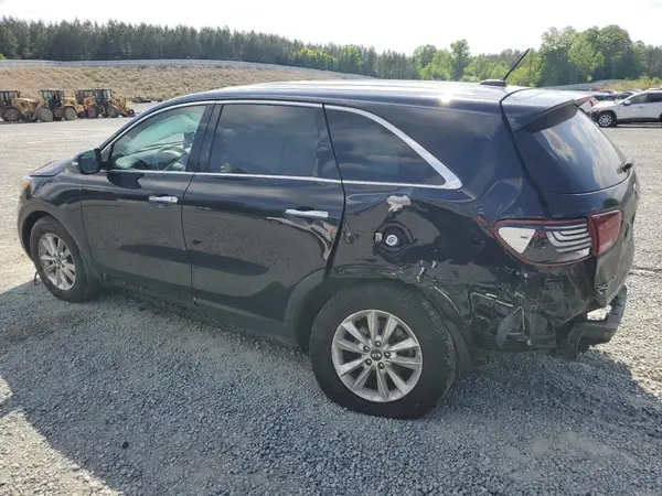 5XYPG4A32KG583310 2019 KIA SORENTO - Image 2