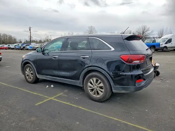 5XYPG4A32KG585297 2019 KIA SORENTO - Image 2