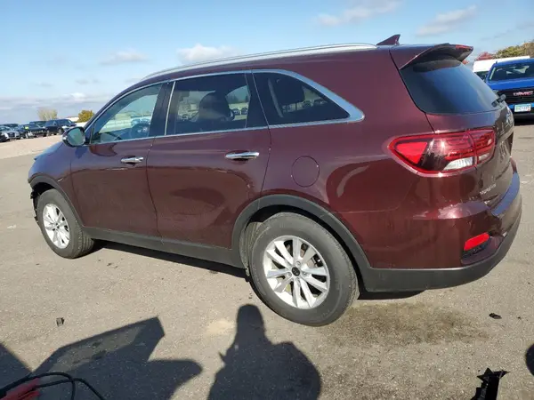 5XYPG4A32KG590225 2019 KIA SORENTO - Image 2