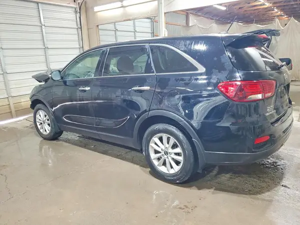 5XYPG4A32KG596381 2019 KIA SORENTO - Image 2