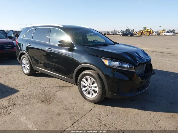 5XYPG4A32KG596543 2019 KIA SORENTO - Image 1