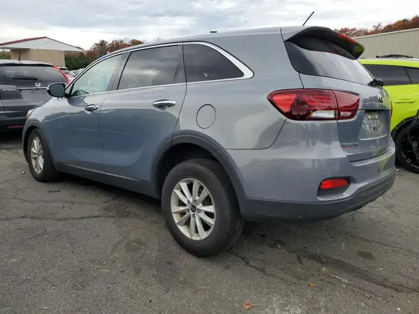 5XYPG4A32KG606214 2019 KIA SORENTO - Image 2