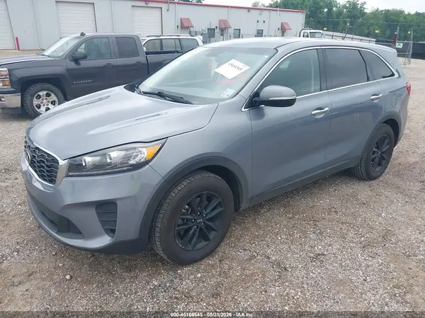 5XYPG4A32KG610988 2019 KIA SORENTO - Image 2