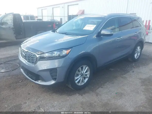 5XYPG4A32LG624214 2020 KIA SORENTO - Image 2