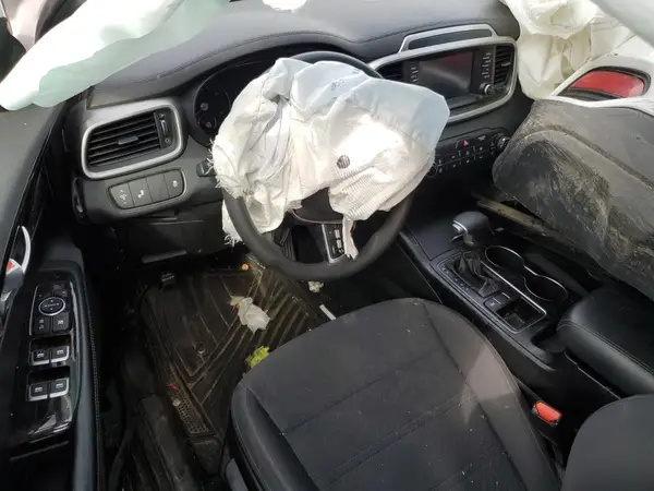 5XYPG4A32LG629915 2020 KIA SORENTO - Image 8