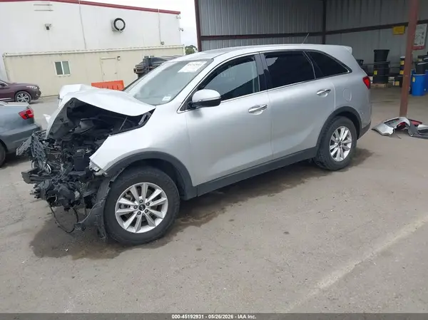 5XYPG4A32LG643765 2020 KIA SORENTO - Image 2