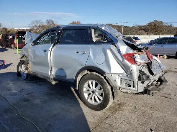 5XYPG4A32LG644673 2020 KIA SORENTO - Image 2