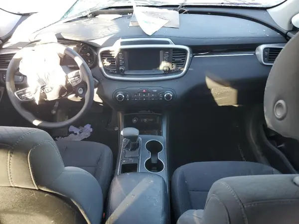 5XYPG4A32LG644673 2020 KIA SORENTO - Image 8