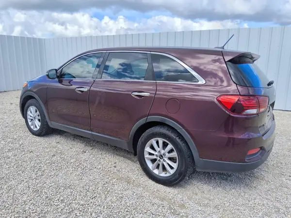 5XYPG4A32LG644799 2020 KIA SORENTO - Image 2
