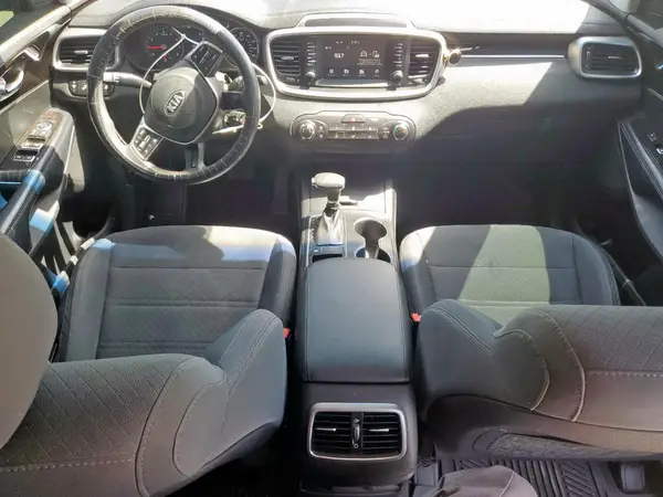 5XYPG4A32LG649520 2020 KIA SORENTO - Image 8