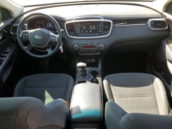 5XYPG4A32LG651204 2020 KIA SORENTO - Image 8