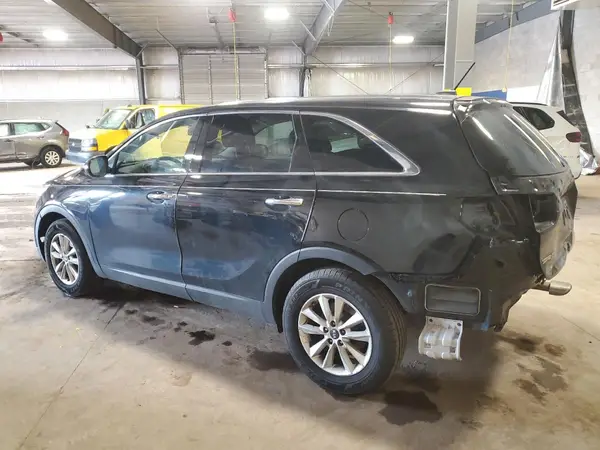 5XYPG4A32LG653048 2020 KIA SORENTO - Image 2