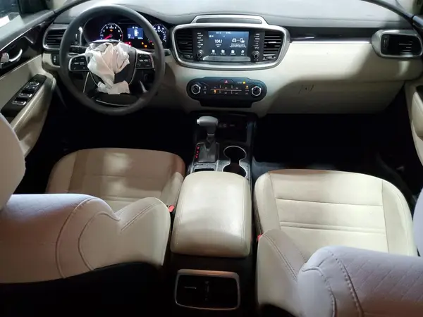5XYPG4A32LG660369 2020 KIA SORENTO - Image 8