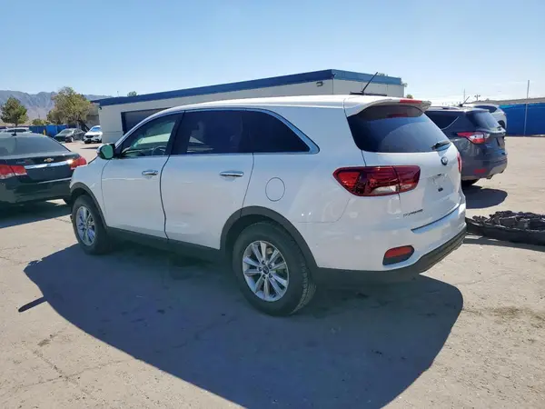 5XYPG4A32LG672795 2020 KIA SORENTO - Image 2