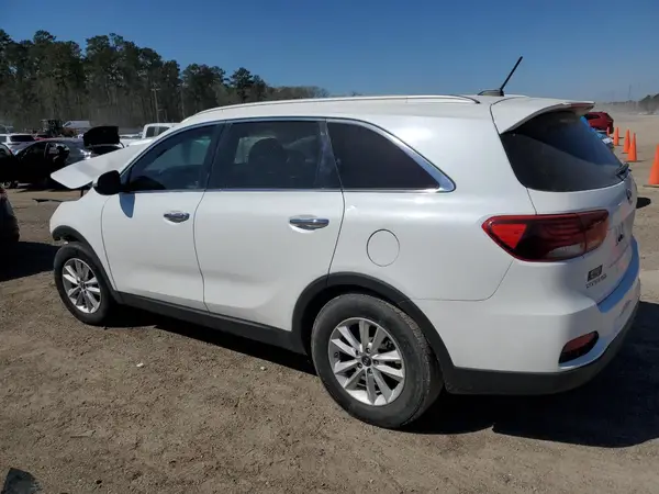 5XYPG4A32LG683828 2020 KIA SORENTO - Image 2