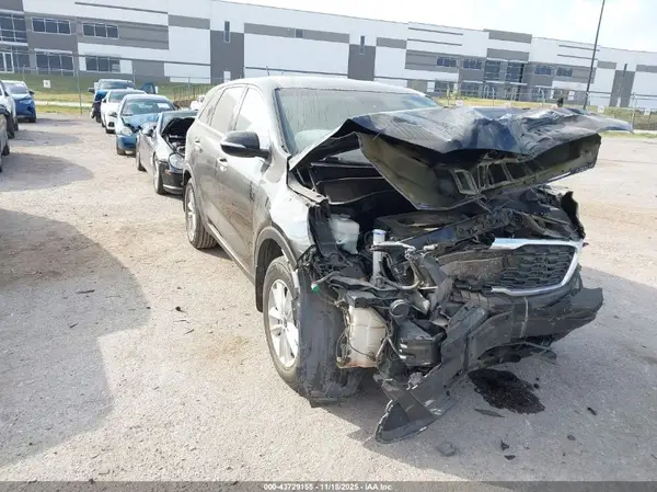 5XYPG4A32LG684056 2020 KIA SORENTO - Image 1