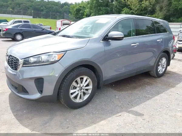 5XYPG4A32LG706184 2020 KIA SORENTO - Image 2
