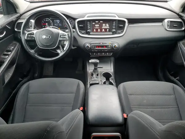 5XYPG4A32LG709389 2020 KIA SORENTO - Image 8