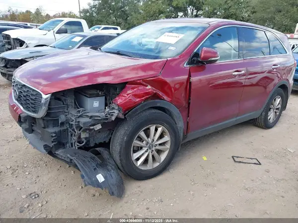 5XYPG4A32LG711952 2020 KIA SORENTO - Image 2
