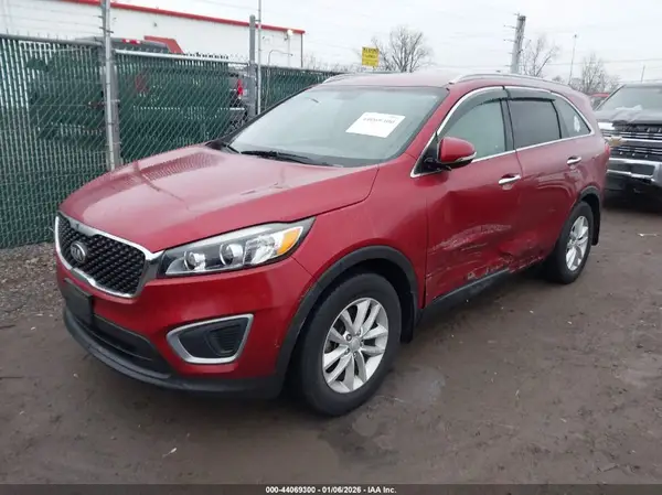 5XYPG4A33GG011556 2016 KIA SORENTO - Image 2