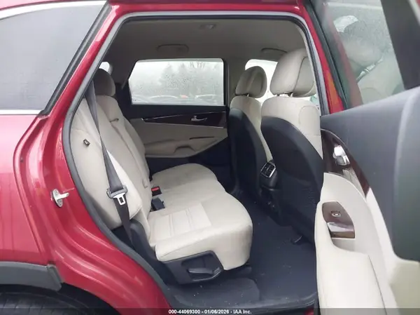 5XYPG4A33GG011556 2016 KIA SORENTO - Image 8