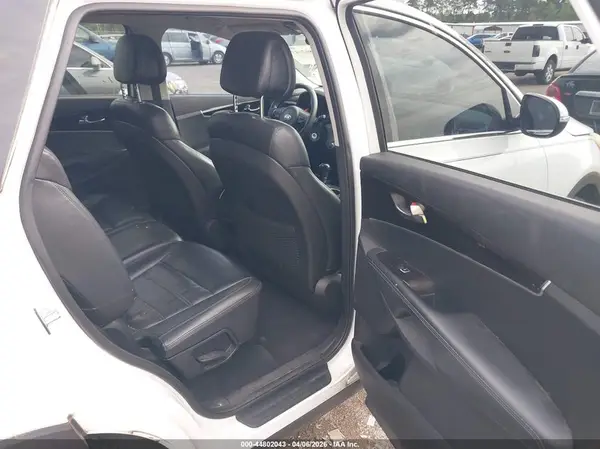 5XYPG4A33GG015414 2016 KIA SORENTO - Image 8