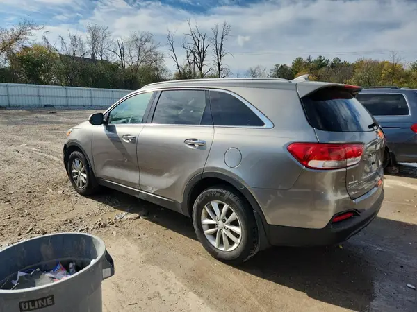 5XYPG4A33GG020127 2016 KIA SORENTO - Image 2