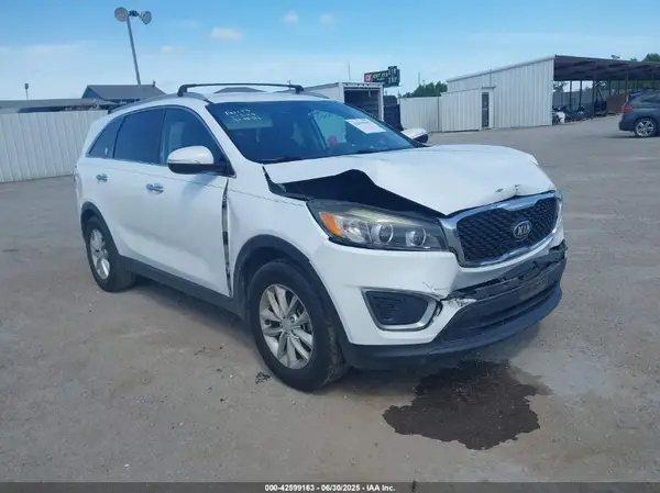 5XYPG4A33GG028714 2016 KIA SORENTO - Image 1