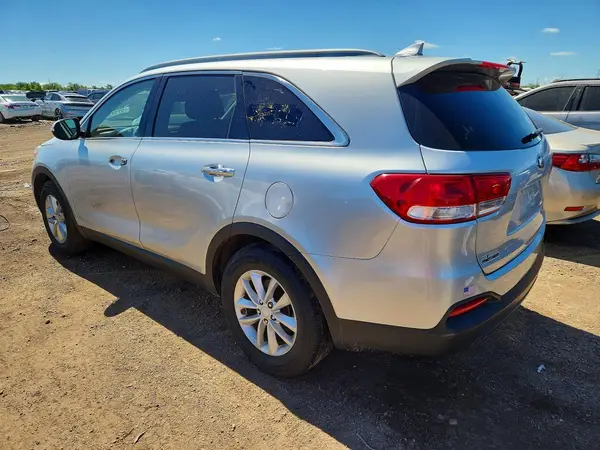 5XYPG4A33GG028972 2016 KIA SORENTO - Image 2