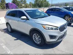 5XYPG4A33GG029619 2016 KIA SORENTO