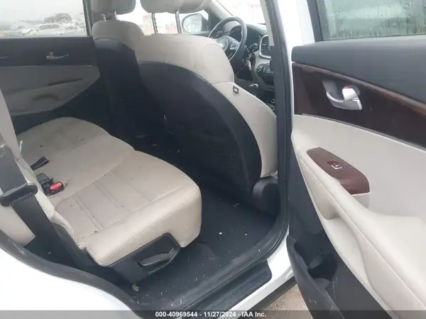 5XYPG4A33GG036957 2016 KIA SORENTO - Image 8