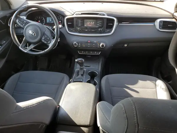 5XYPG4A33GG040572 2016 KIA SORENTO - Image 8
