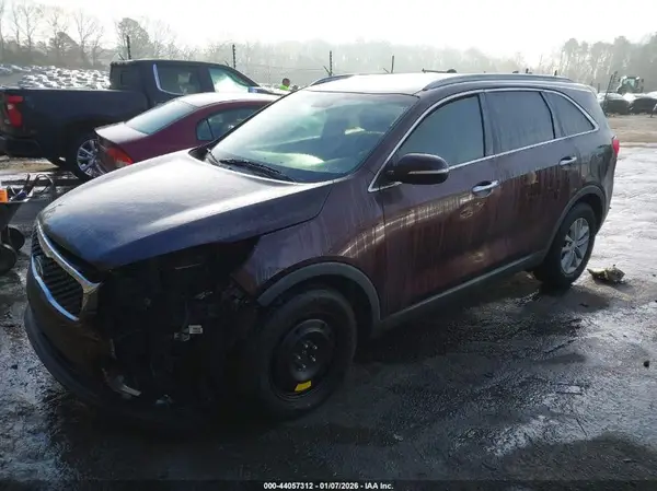 5XYPG4A33GG041253 2016 KIA SORENTO - Image 2